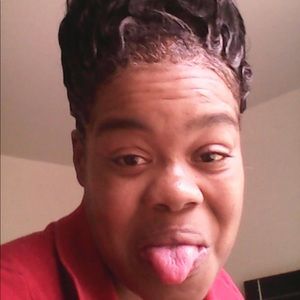 Meet your Posher, Arlene